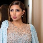 Mahira Khan hits 5 million followers on Instagram