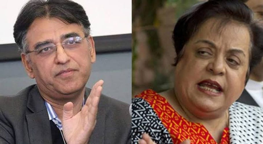 PTI leaders oppose PEMRA order, defend media anchors