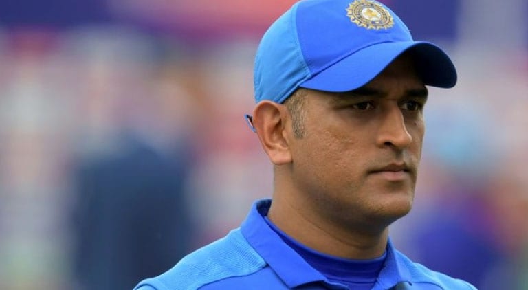 DHONI