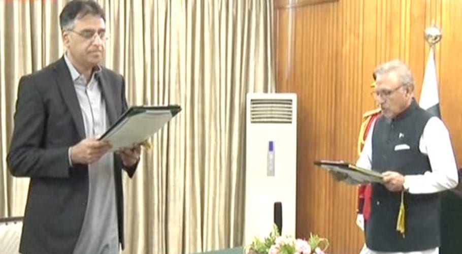 Asad Umar returns to federal cabinet as planning minister