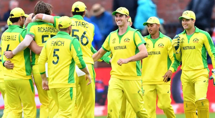 Australia beat Pakistan by 10 wickets in third T20I