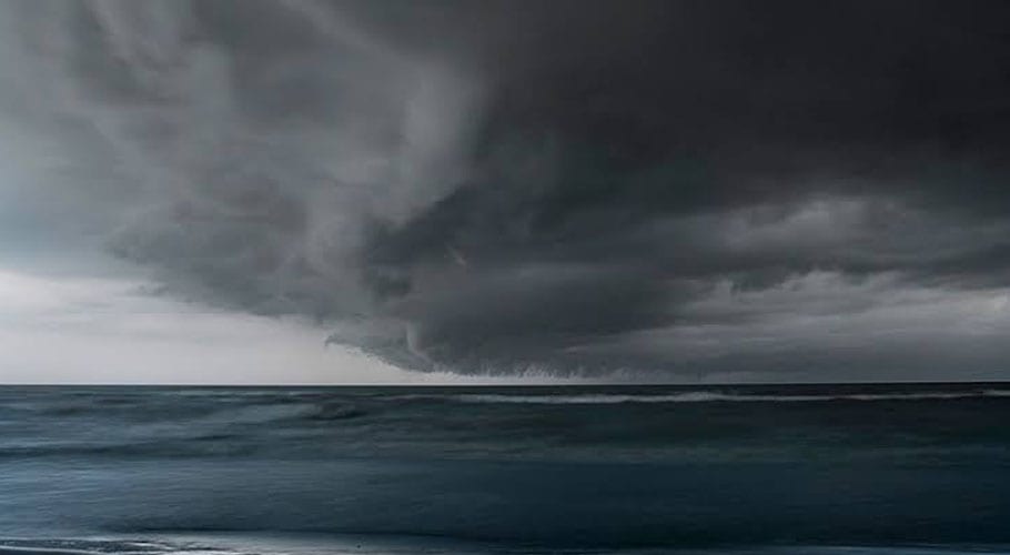Cyclone ‘Maha’ 675 kilometers away from Karachi