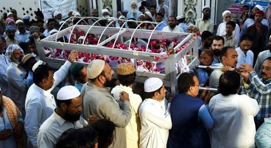 Funerals of Tezgam Express inferno victims begin