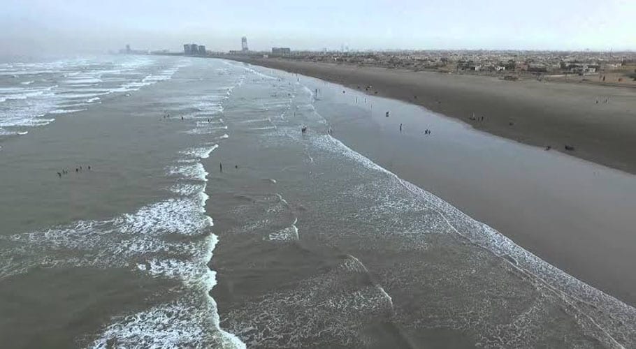 Authorities upgrade, beautify Karachi’s seaview