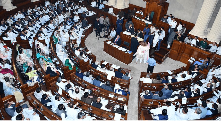 PTI, PML-Q direct MPAs to stay in Lahore ahead of CM Punjab election