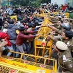 Citizenship law: violence, clashes in Delhi university
