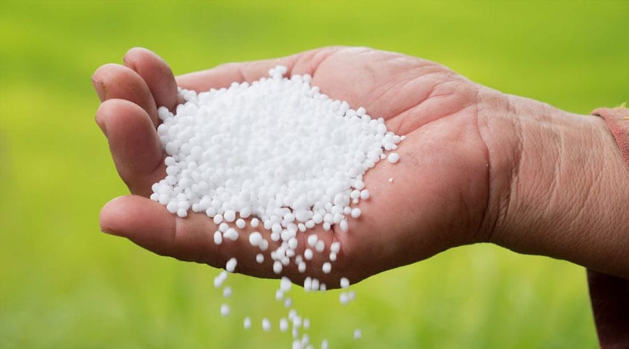 ECC allows importing 200,000 metric tonnes of urea. Source: Online.