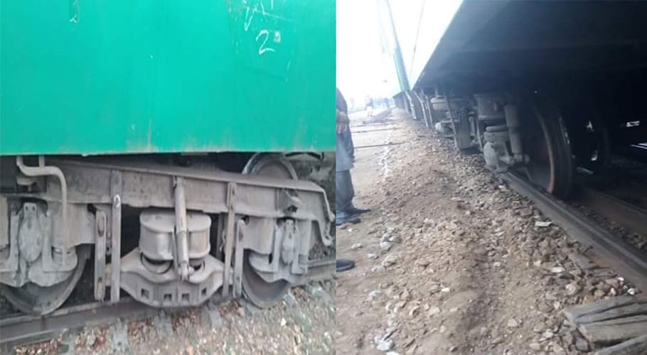 Allama Iqbal Express's two bogies derail near Kotri