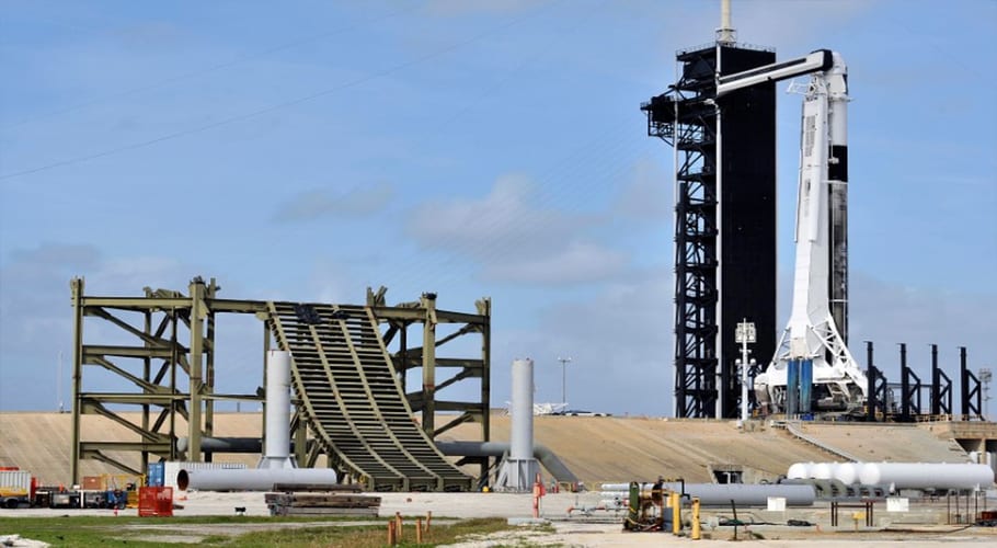 Bad weather causes delay of SpaceX rocket failure test