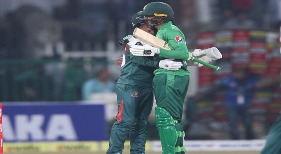 'First T-20', Pakistan beats Bangladesh by 5 wickets