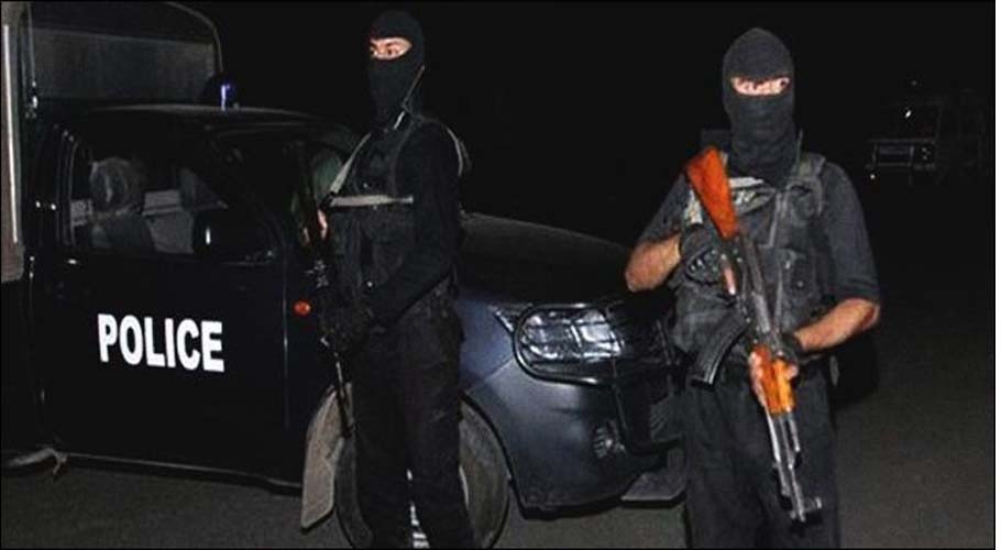 Two policemen martyred, three injured as police line attacked in Tank 