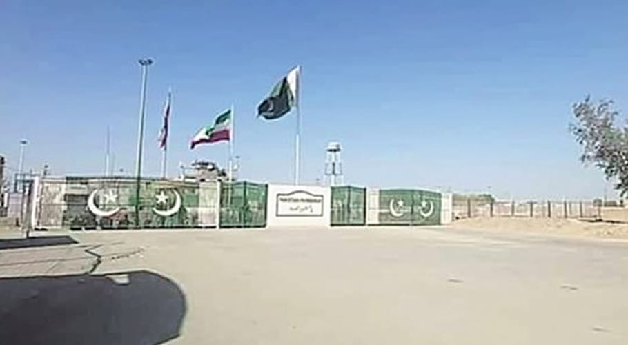 Pakistan’s western, Indian borders to remain shut for another 2 weeks