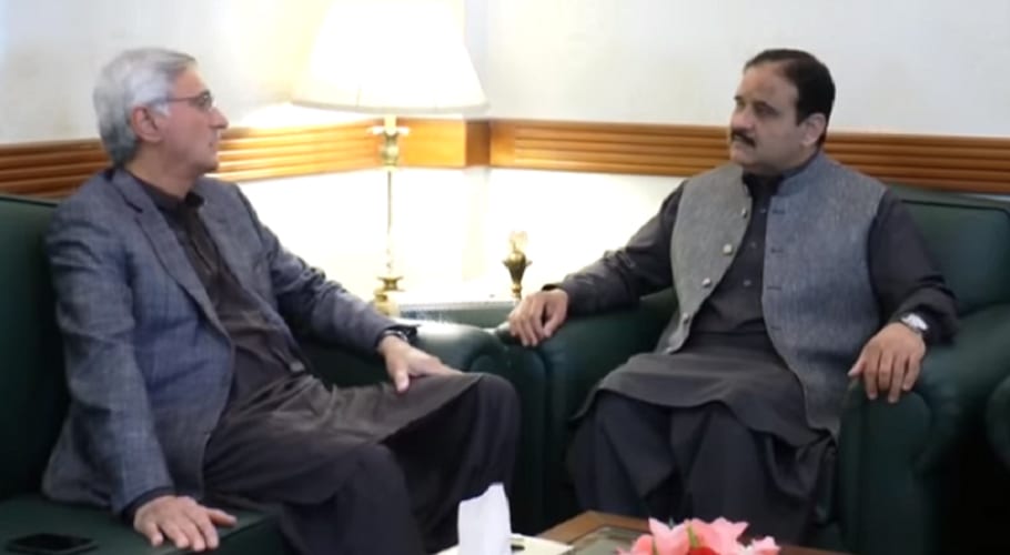 PTI leader Jahangir Tareen calls on CM Buzdar in Lahore