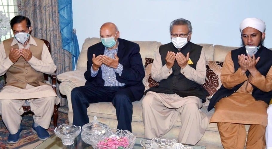 President Alvi responds to criticism regarding N-95 mask