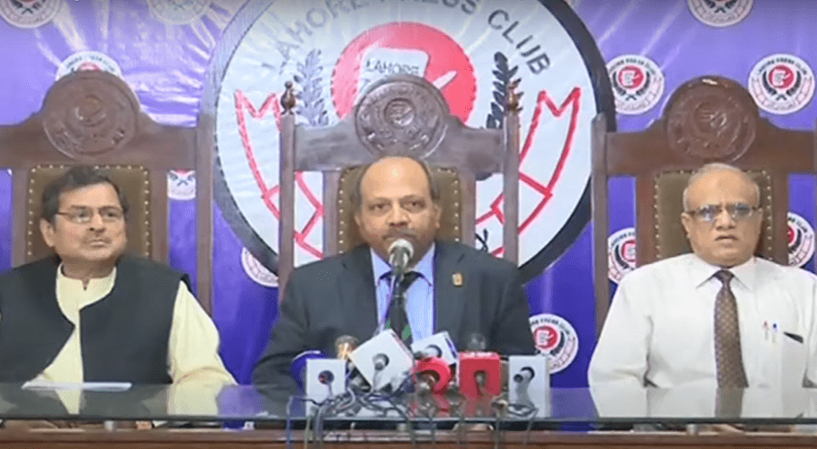 PMA urges govt to review decision on congregational prayers