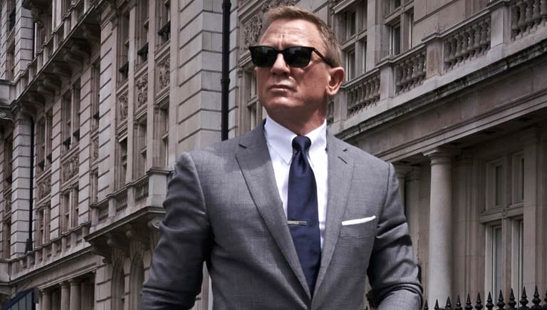 Celebrities and royals walk the red carpet in central London on Tuesday for the much-delayed world premiere of the latest James Bond film, "No Time To Die" (AFP)