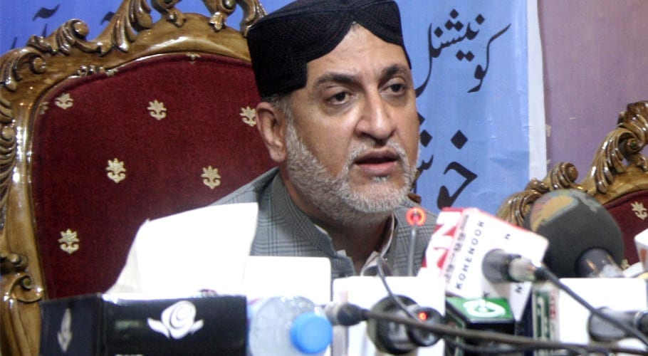 Akhtar Mengal criticizes Kakar selection as caretaker PM in letter to Nawaz Sharif  