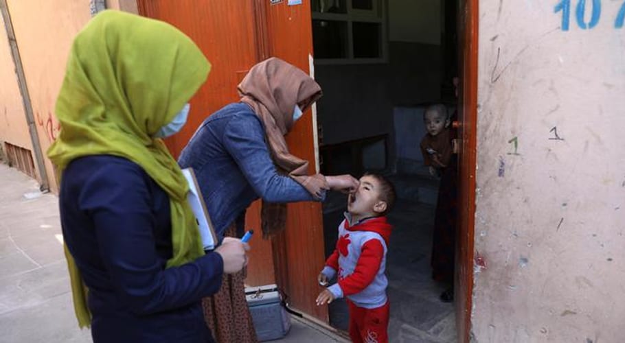 26-member polio team including women taken hostage in Ghotki