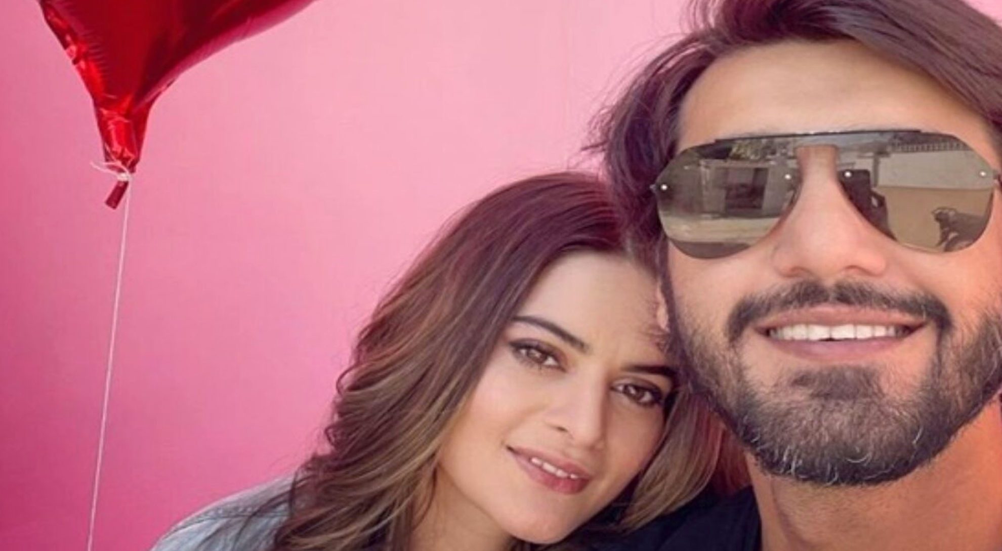 Minal Khan seems to be wasting no time in becoming Mrs. Mohsin (PHOTO: INSTAGRAM)