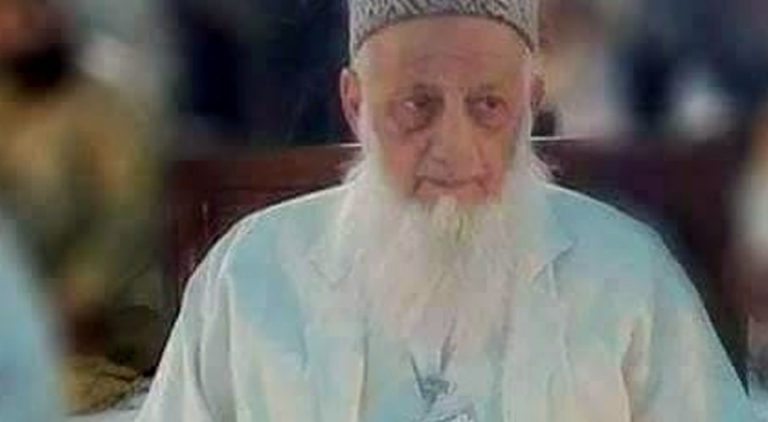 Maulana Abdur Razzaq Iskander was president of Wifaq-ul-Madaris.