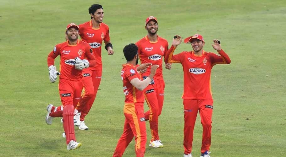 Islamabad players celebrating after taking wicket