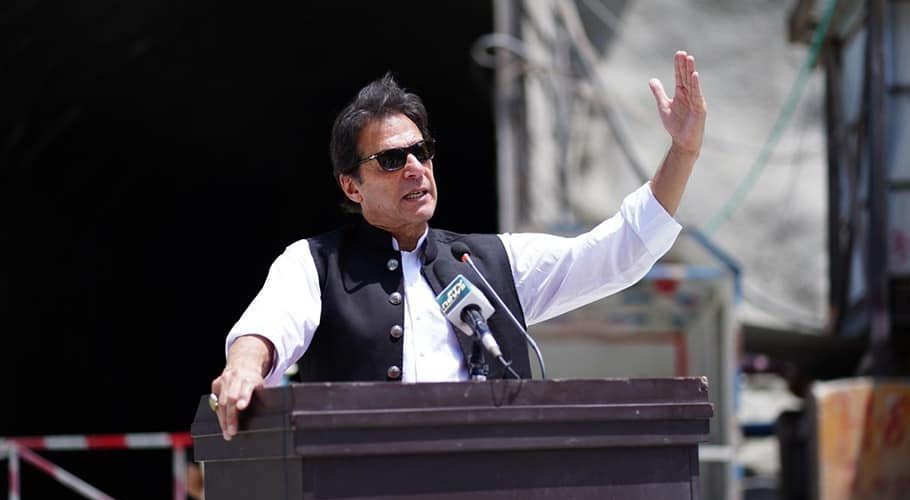 Prime Minister addressing during his isit to the construction site of Dasu Dam. Source: PM's Office/Facebook