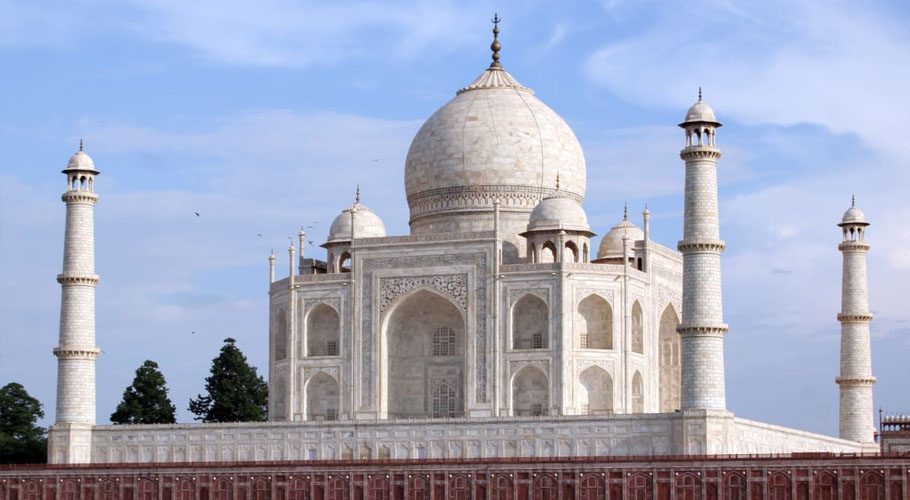 How much financial benefits will India get from hosting the ICC World Cup?
