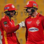 Usman Khawaja and Colin Munro opened the innings for Islamabad United. Source: Twitter.