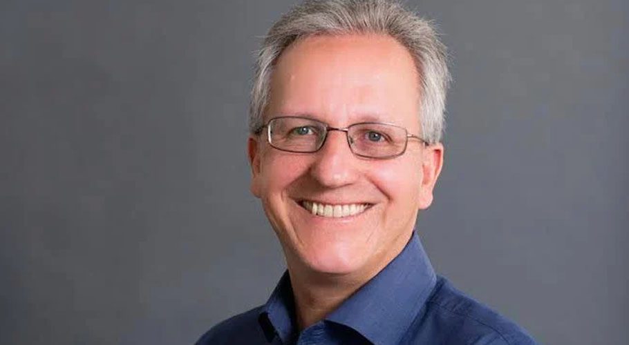 Mike Verdu from Facebook, where he was vice president of augmented reality and virtual reality content, has been hired to take charge of video game development at the Silicon Valley company,