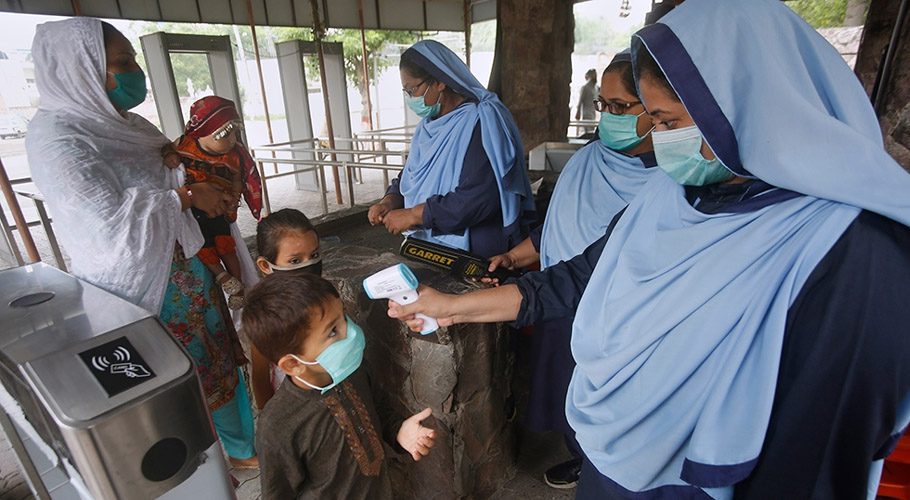 The total number of coronavirus cases in the country has reached 1,015,827. As per the NCOC, 52,291 tests were performed on the virus in the last 24 hours.