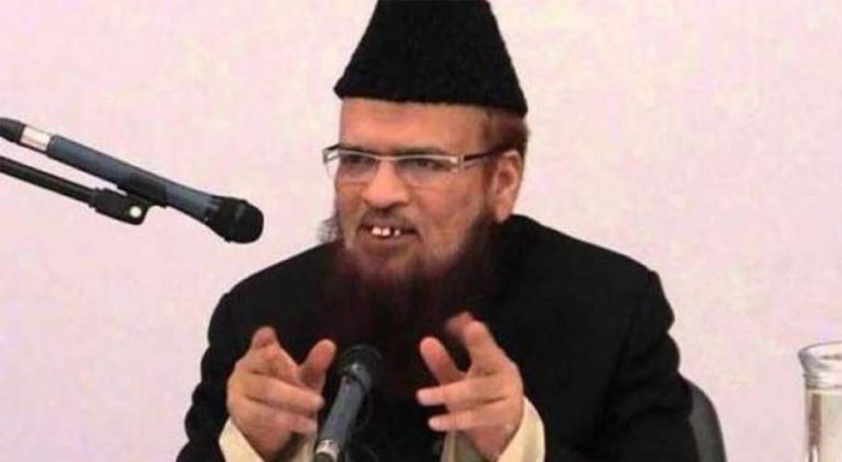 Muhammad Taqi Usmani is the Vice President at Darul Uloom Karachi.