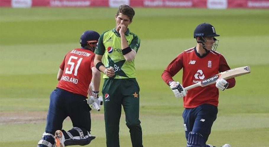 According to the details, the decisive match of the Pak-England T20 series will be played today and the two teams will face each other at Old Trafford.