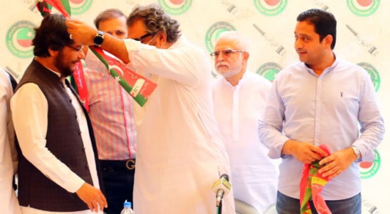Sharafuddin Memon has joined PTI in Karachi. Source: MM News.