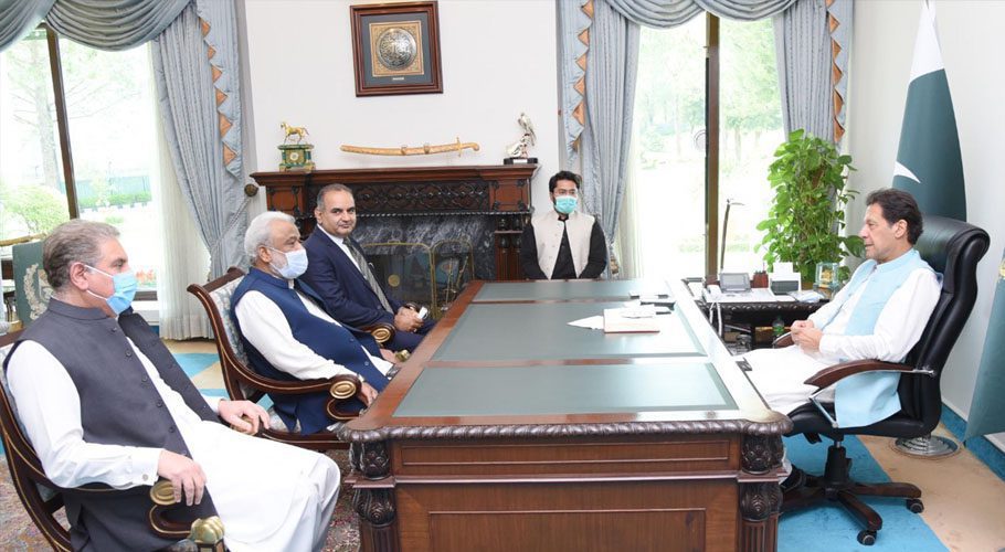 Former Chief Minister Sindh Arbab Ghulam Rahim called on Prime Minister Imran Khan. Source: PID