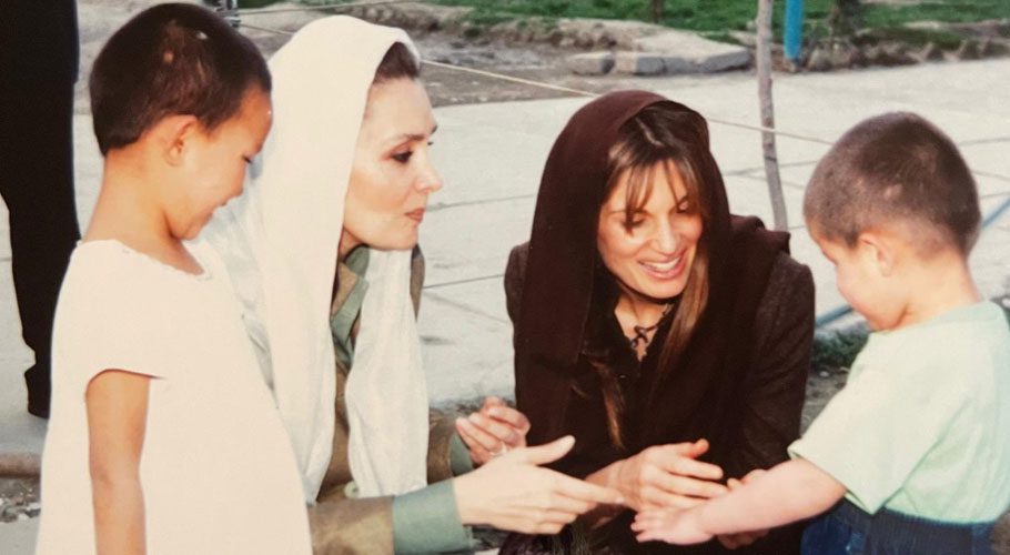 Goldsmith also shared a memorable photo of her visit to Kabul and referring to her photo (Photo: Twitter)