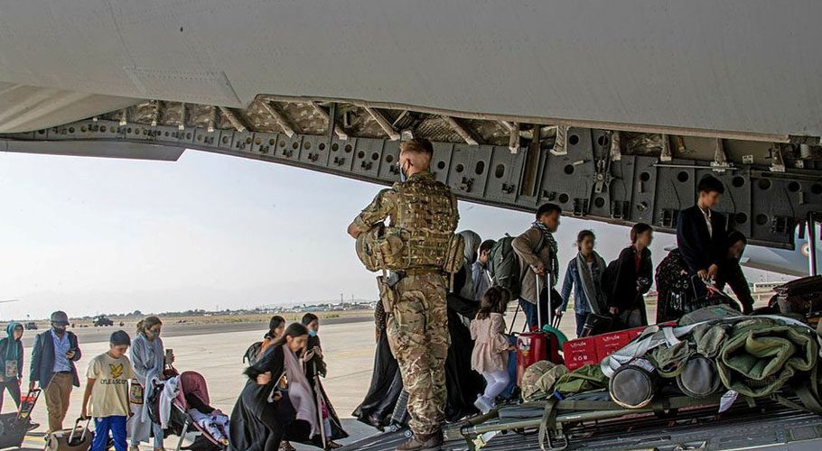 The official said those getting out included diplomatic staff, foreign security staff (Photo: Reuters)