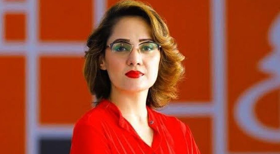 Gharidah has worked with PTV Home, ATV (Pakistan), Dunya TV, Geo News, Samaa TV (Twitter)