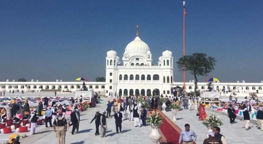 The death anniversary of Guru Nanak Dev is observed on Sept 22. Source: FILE.