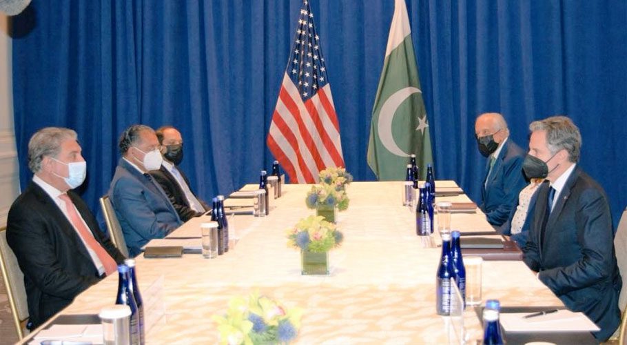 This was their first face-to-face meeting which took place in New York: MOFA/Twitter.