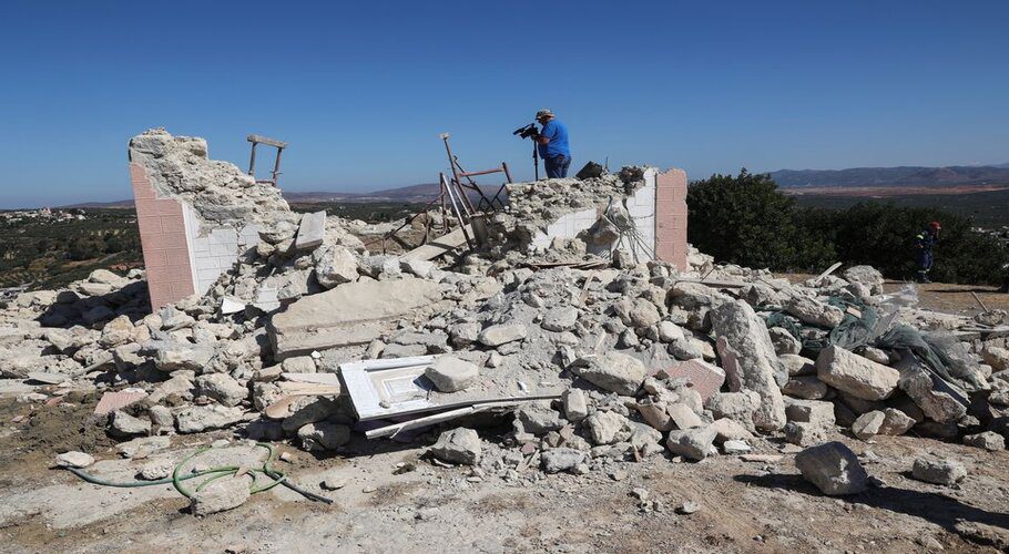 earthquake greece