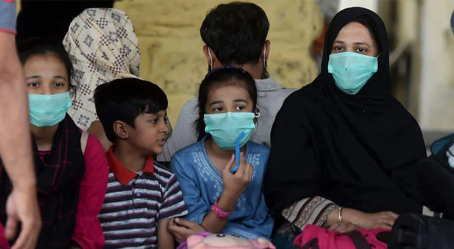 The condition of 1,913 Corona patients across the country is critical. (Photo: Geo TV)