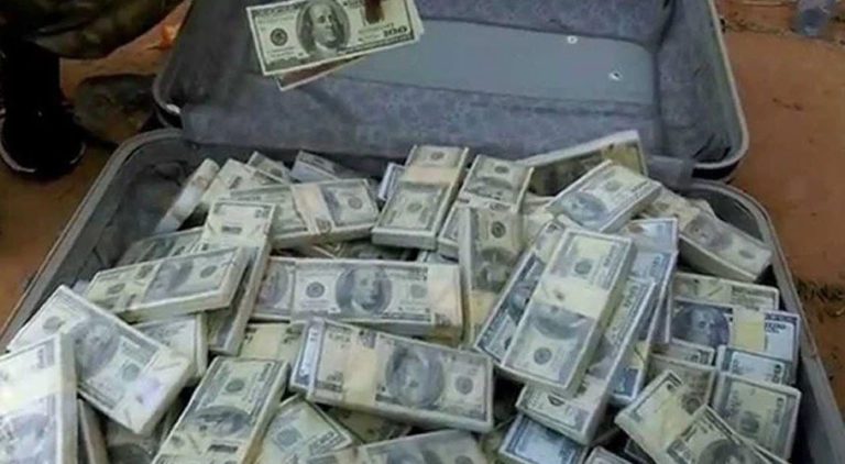 FIA raided the offices of Bestway money exchange company in Karachi. Source: FILE. 