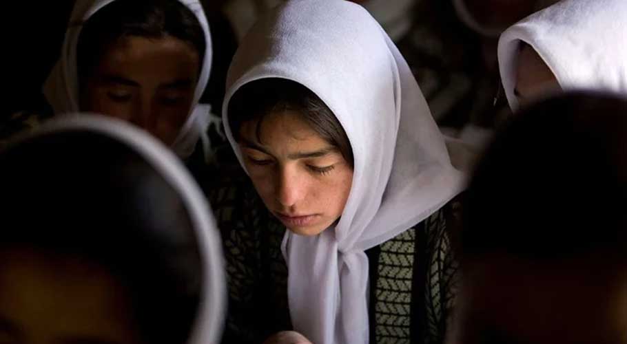 Taliban ban girls over age of 10 from schools