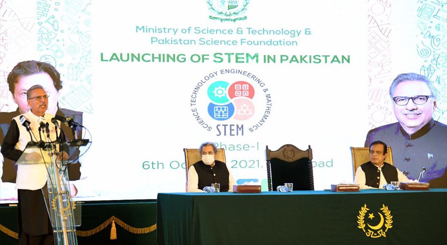 The president emphasised the need to focus on the fields of Science, Technology, Engineering and Mathematics. Source: PID.