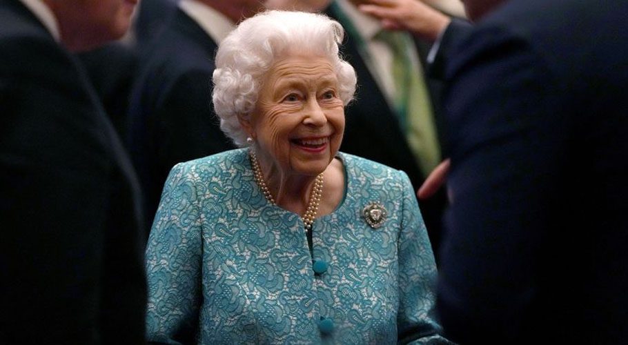 Queen Elizabeth stayed overnight in hospital. Source: Reuters.