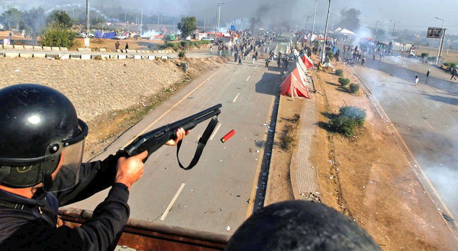 Interior Minister Sheikh Rasheed Ahmed urged the group to end their protest. Source: Twitter.