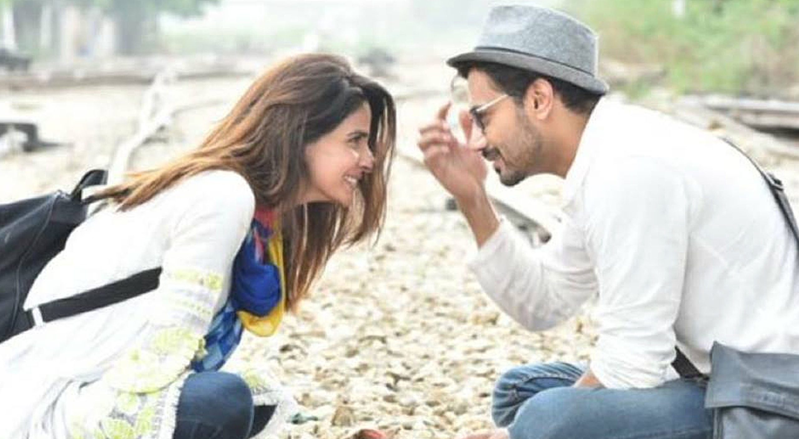 The actors previously worked together as main leads in 'Besharam' (MagazinePk)