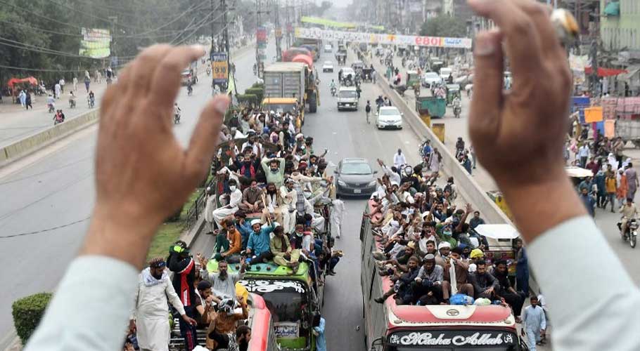 Party workers in Wazirabad head back home. (Source: Online)