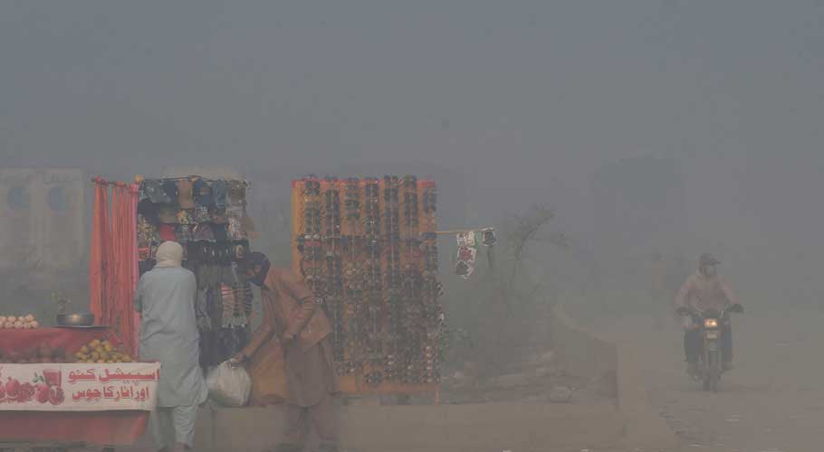 Court does not agree to close schools in areas with high levels of smog. (Source: AFP)