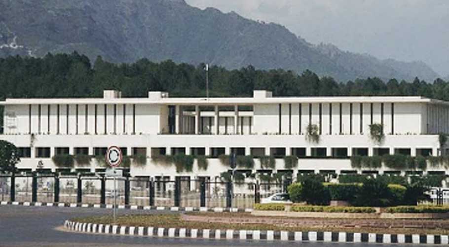 FIA Director-General Dr Sanaullah Abbasi will conduct the inquiry. (Source: Dawn)
